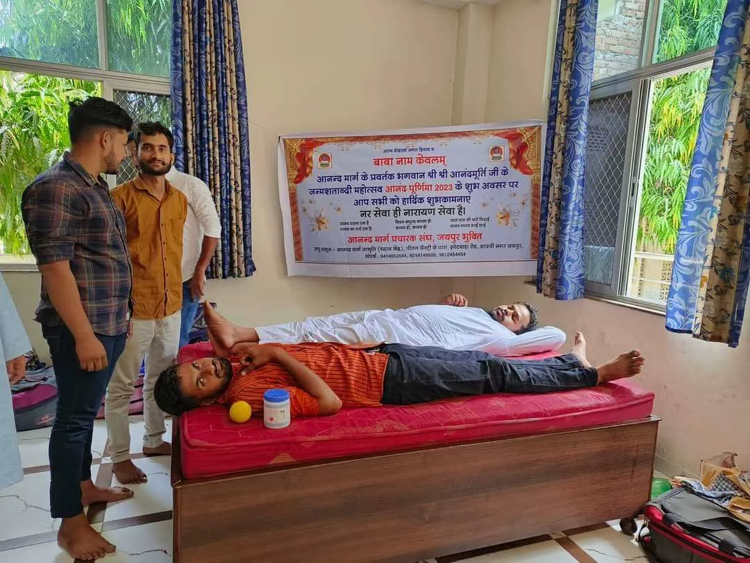 Guiding the Young — Students in collective meditation, India